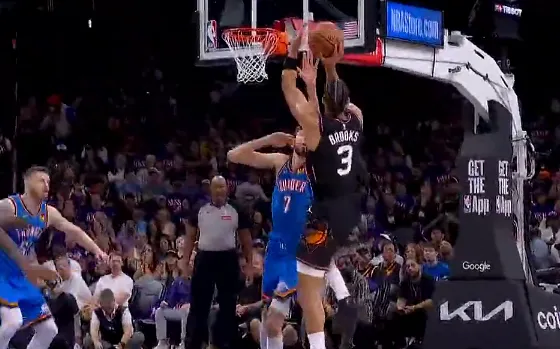 九游体育-狄龙单打霍姆格伦，转身金鸡独立中投打进已得到8分